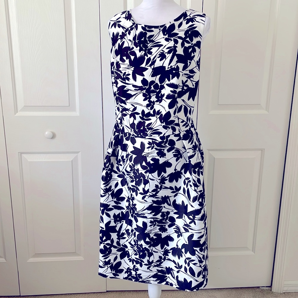 Luxe by Carmen Marc Valvo White with Black Floral Party Dress 20W